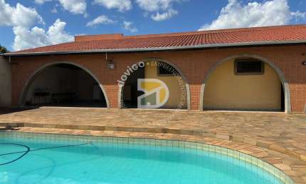 Chácara para venda em Saúde de 300.00m² com 3 Quartos, 1 Suite e 4 Garagens