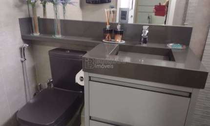 Casa de Condomínio para venda em Parque Tropical de 185.00m² com 3 Quartos, 3 Suites e 4 Garagens