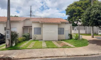 Casa de Condomínio para venda em Jardim Araraquara de 90.00m² com 3 Quartos, 1 Suite e 2 Garagens