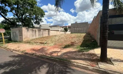 Terreno à venda na Avenida Benito Barbieri, Vila Harmonia, Araraquara