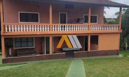 Chácara para venda em Centro de 280.00m² com 4 Quartos e 7 Garagens