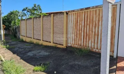 Terreno à venda na Rua Henrique Lupo, Vila Harmonia, Araraquara