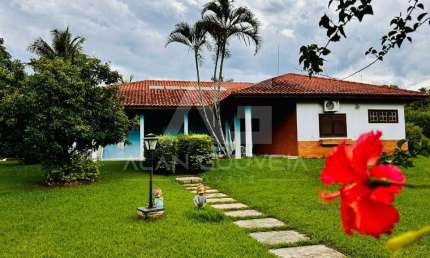 Chácara para venda e aluguel em Rancho Dos Arcos de 1740.00m² com 5 Quartos, 1 Suite e 10 Garagens