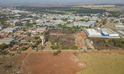 Terreno para venda em Jardim Santa Marta de 13407.00m²