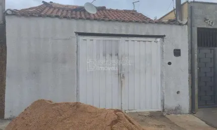 Casa para venda em Jardim Santa Marta de 125.00m² com 3 Quartos, 1 Suite e 1 Garagem