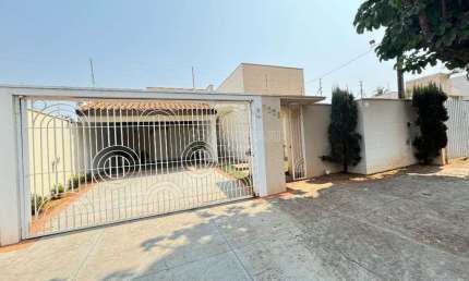 Prédio Comercial para venda em Vila Harmonia de 252.00m² com 4 Quartos, 4 Suites e 4 Garagens