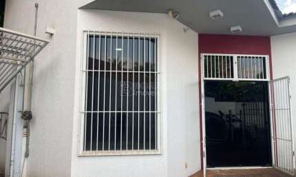 Imóvel Comercial para alugar em Centro de 306.00m² com 4 Garagens