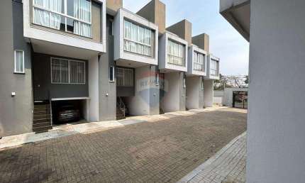 Sobrado para venda em Jardim Eliza Ii de 99.00m² com 2 Quartos, 1 Suite e 2 Garagens
