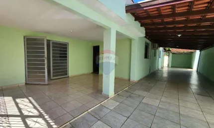 Casa para venda em Bonfim Paulista de 190.00m² com 3 Quartos e 4 Garagens