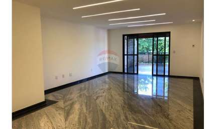 Cobertura para alugar em Recreio Dos Bandeirantes de 280.00m² com 3 Quartos, 2 Suites e 2 Garagens