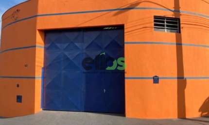 Galpão / Depósito / Armazém para alugar em Vila Artura de 230.00m²