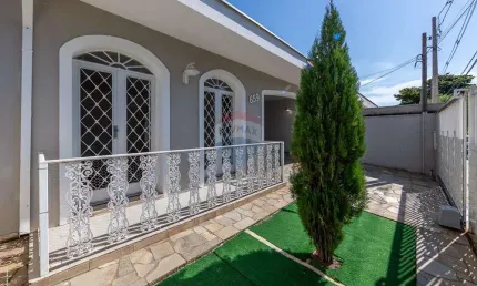 Casa para venda em Jardim Dom Bosco de 233.55m² com 3 Quartos, 1 Suite e 4 Garagens