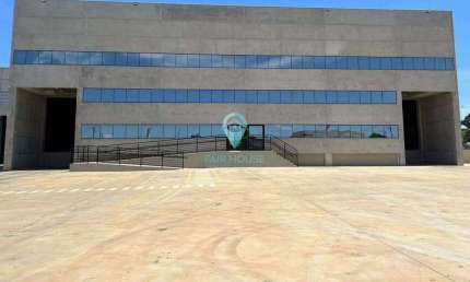 Galpão / Depósito / Armazém para alugar em Iporanga de 2300.00m² com 20 Garagens