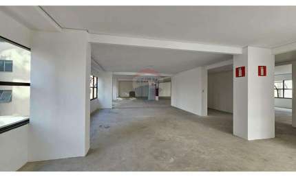 Sala Comercial para alugar em Savassi de 696.00m² com 2 Garagens