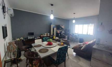 Casa para venda em Parque Santa Isabel de 250.00m² com 2 Quartos, 1 Suite e 3 Garagens
