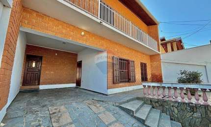 Sobrado para venda em Mirante de 259.14m² com 3 Quartos, 1 Suite e 2 Garagens
