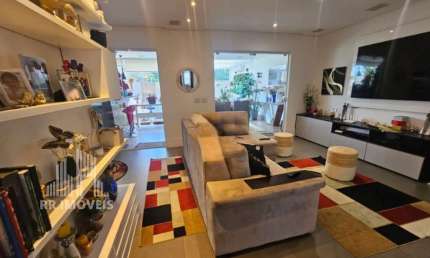 Casa para venda em Tamboré de 180.00m² com 3 Quartos, 1 Suite e 4 Garagens