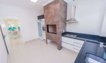 Sobrado para venda em Abranches de 87.00m² com 3 Quartos, 1 Suite e 1 Garagem