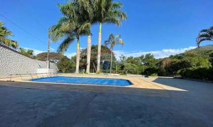 Chácara para venda em Guaripocaba de 2500.00m² com 3 Quartos, 1 Suite e 4 Garagens