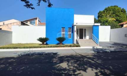 Casa para alugar em Parque Ortolândia de 137.65m² com 2 Quartos e 4 Garagens