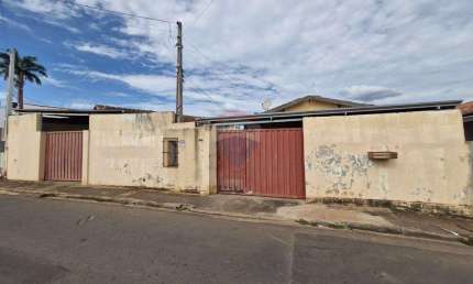 Casa para venda em Vila Esperança de 123.00m² com 3 Quartos, 1 Suite e 5 Garagens