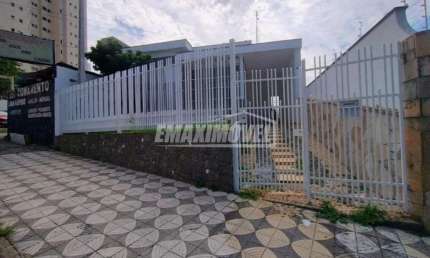 Casa para alugar em Jardim Paulistano de 130.00m² com 2 Quartos e 2 Garagens