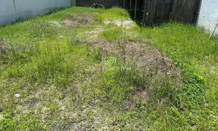 Terreno à venda na Rua Antonio Pereira de Andrade, 55, Vila Aparecida, Taubaté