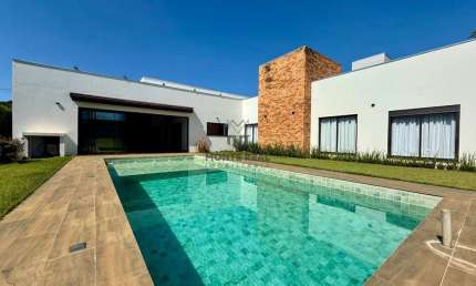 Casa para venda e aluguel em Araçoiaba Da Serra de 360.00m² com 4 Quartos, 4 Suites e 4 Garagens