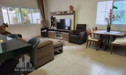 Casa para venda em Analandia de 170.00m² com 3 Quartos, 1 Suite e 4 Garagens