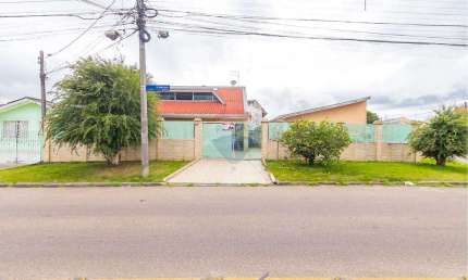 Casa para venda em Sítio Cercado de 220.00m² com 4 Quartos, 1 Suite e 5 Garagens