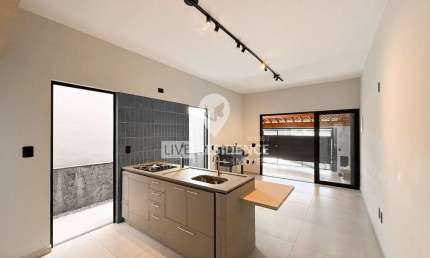 Casa para venda em Jardim Galetto de 93.00m² com 3 Quartos, 1 Suite e 2 Garagens