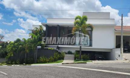 Casa de Condomínio para venda em Vossoroca de 373.00m² com 4 Quartos, 4 Suites e 8 Garagens