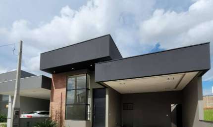 Casa para venda em Lívia Iii de 170.00m² com 3 Quartos, 3 Suites e 2 Garagens