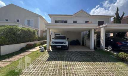 Casa para venda em Tamboré de 180.00m² com 7 Quartos, 2 Suites e 4 Garagens