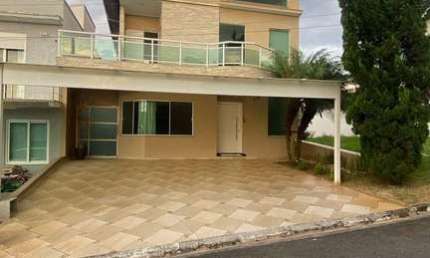 Casa para venda em Vila Moraes de 260.00m² com 3 Quartos, 3 Suites e 3 Garagens