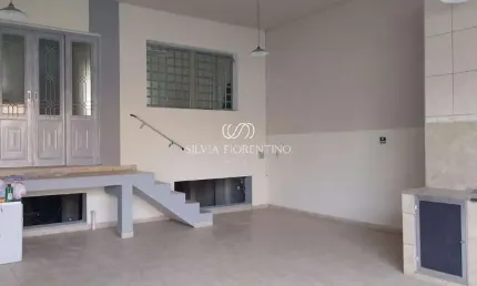 Casa para venda em Loteamento Residencial Colinas de 400.00m² com 3 Quartos, 1 Suite e 1 Garagem