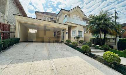 Casa para alugar em Alphaville de 310.00m² com 4 Quartos e 4 Garagens