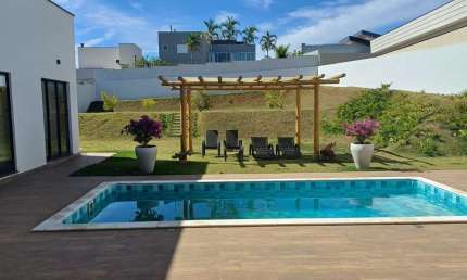 Casa para venda em Fazenda Jequitibá de 1120.92m² com 3 Quartos, 3 Suites e 4 Garagens