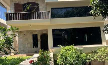 Casa para alugar em Alphaville de 500.00m² com 4 Quartos, 4 Suites e 5 Garagens
