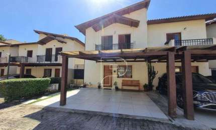 Casa de Condomínio para venda em Granja Viana de 148.00m² com 4 Quartos, 2 Suites e 2 Garagens