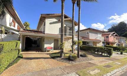 Casa de Condomínio para venda e aluguel em Carmel de 310.00m² com 4 Quartos, 2 Suites e 3 Garagens