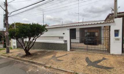 Casa para alugar em Jardim Chapadão de 200.00m² com 3 Quartos, 1 Suite e 3 Garagens