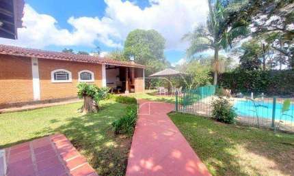 Casa de Condomínio para venda em Granja Viana de 481.00m² com 4 Quartos, 4 Suites e 4 Garagens