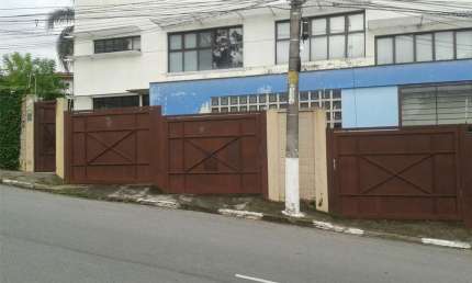 Prédio Comercial para venda e aluguel em Granja Viana de 550.00m² com 5 Garagens