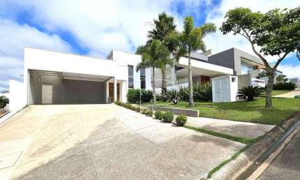 Casa de Condomínio para venda e aluguel em Vintage de 350.00m² com 3 Quartos, 3 Suites e 6 Garagens