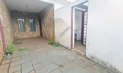 Prédio Comercial para alugar em Jardim Irajá de 156.00m² com 3 Quartos, 1 Suite e 2 Garagens