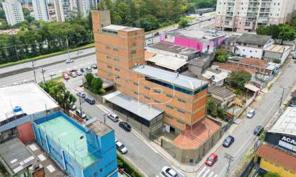 Prédio Comercial para venda em Raposo Tavares de 2557.00m² com 14 Garagens
