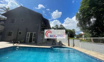 Casa de Condomínio para venda em Vila Verde de 400.00m² com 5 Quartos, 4 Suites e 5 Garagens