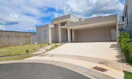 Casa de Condomínio para venda e aluguel em Condomínio Casas D´itália de 265.00m² com 3 Quartos, 2 Suites e 5 Garagens
