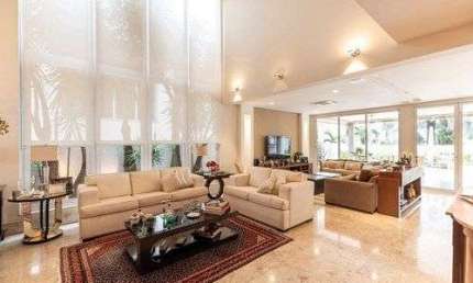 Casa de Condomínio para venda em Jardim Irajá de 430.00m² com 4 Quartos, 4 Suites e 4 Garagens